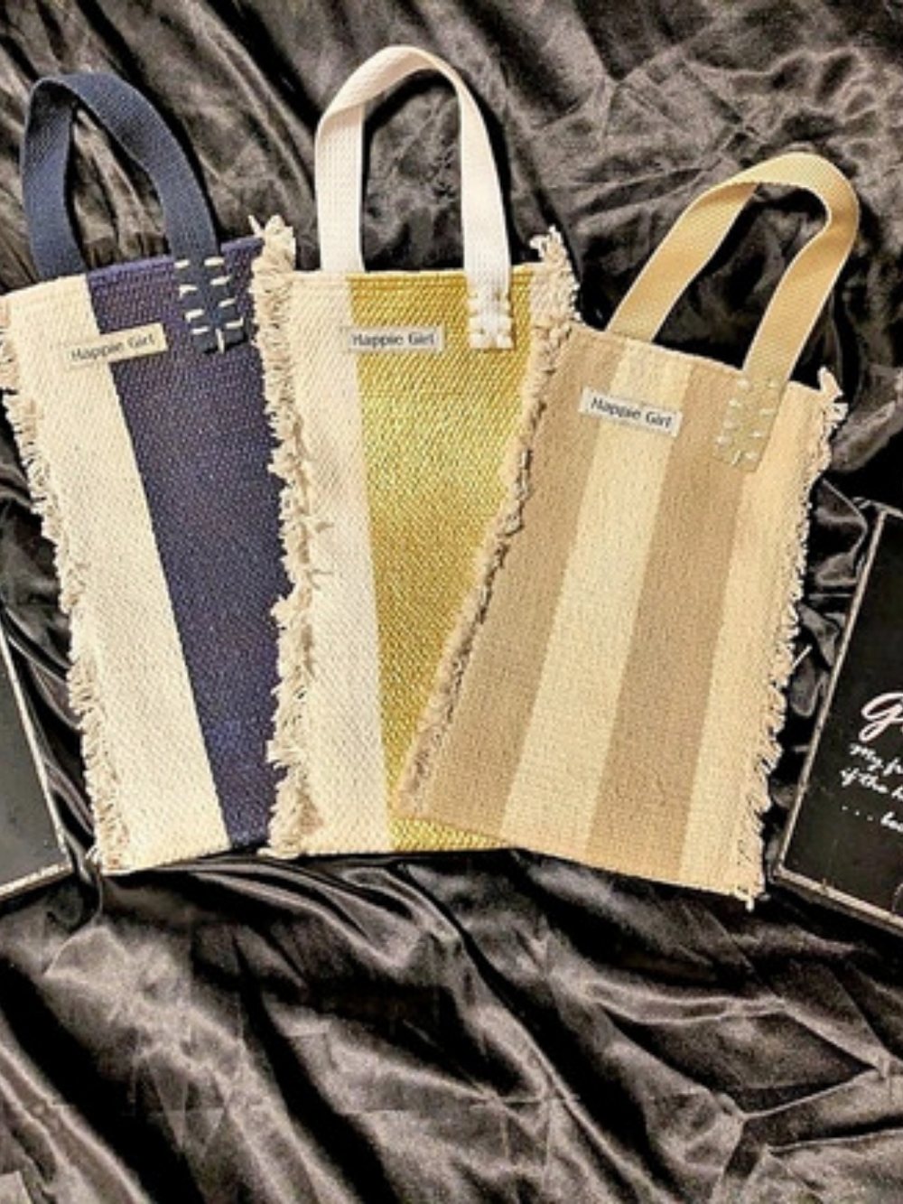 Happie Girl Woven Tote Set With 'Grateful' Signs Ideal For Wine Bottle Gifting